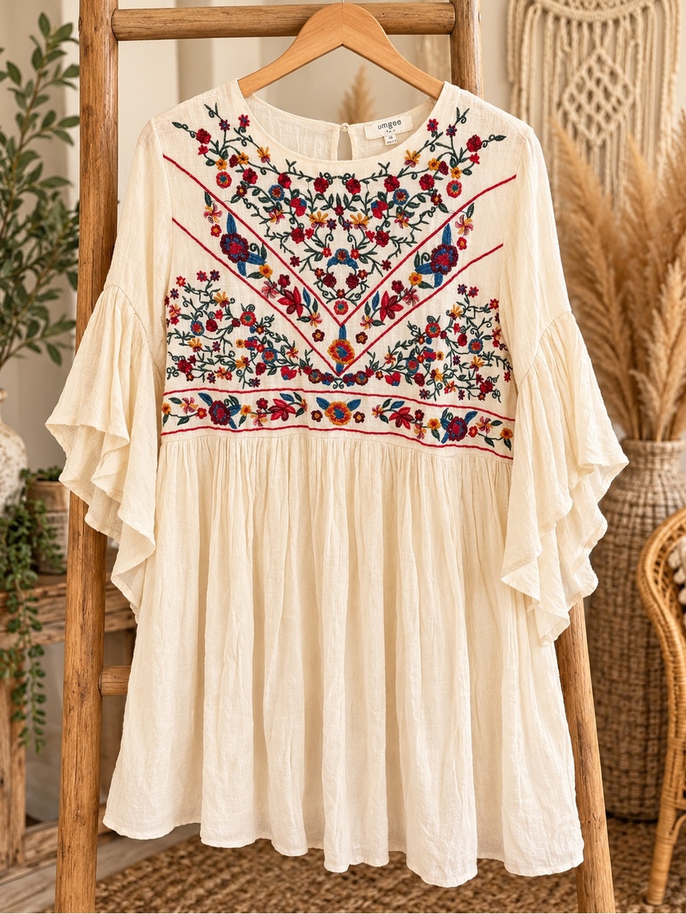 Umgee Cream Embroidered Boho Ruffle-Sleeve Tunic Size M